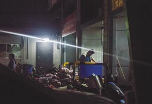 黑作坊进口猪头加工后流向市场 经倒手利润达数倍